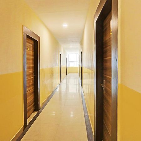 Capital O Saharsh Grand Near Shilparamam Hyderabad Ngoại thất bức ảnh