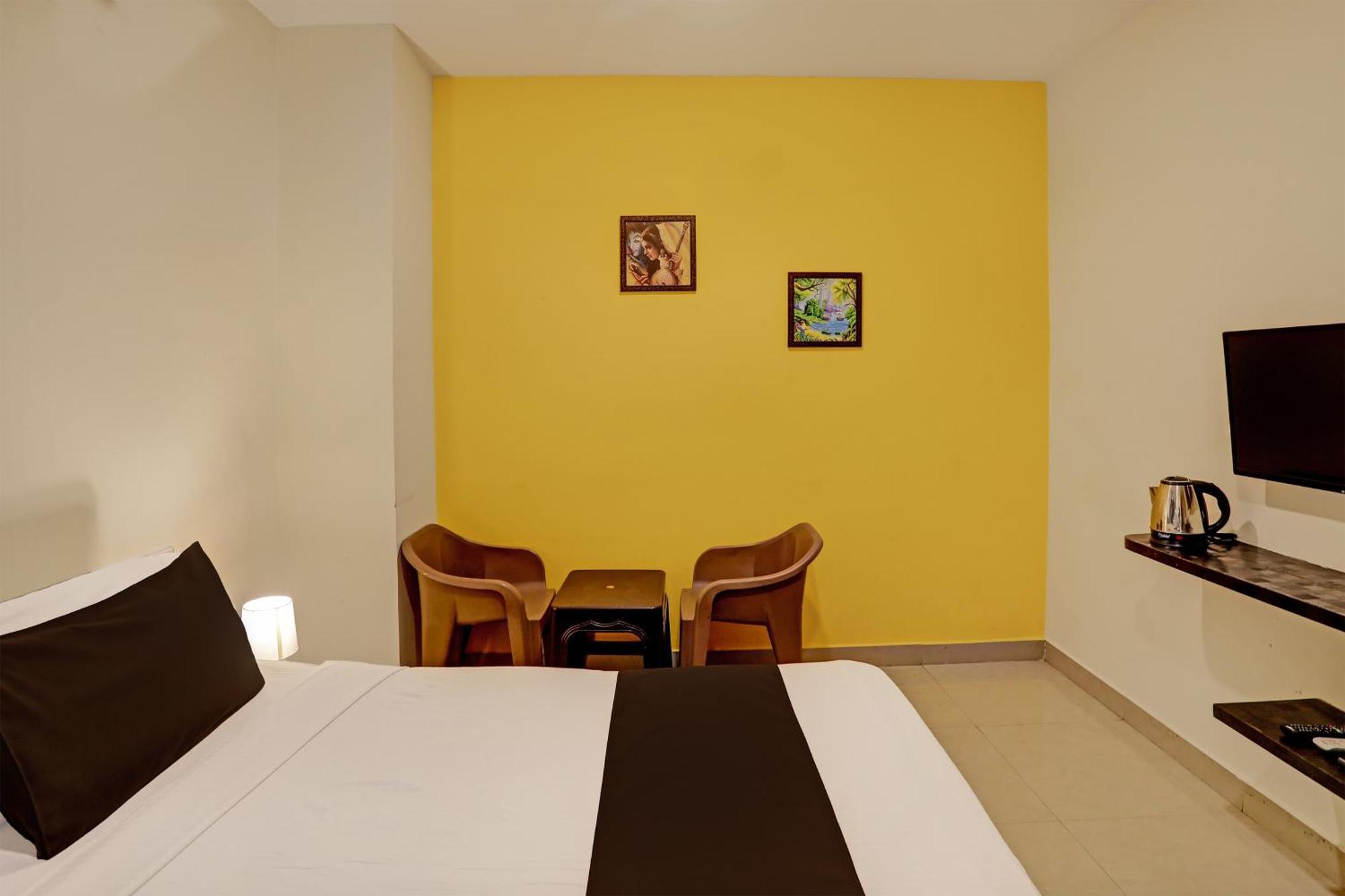 Capital O Saharsh Grand Near Shilparamam Hyderabad Ngoại thất bức ảnh